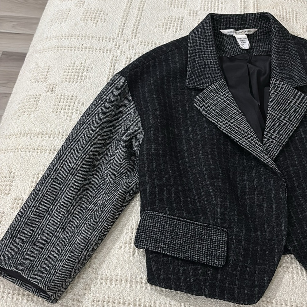 Vintage Diane Von Furstenberg Cropped Shrunken Striped Herringbone Blazer Sz‎ 6 - Picture 6 of 13